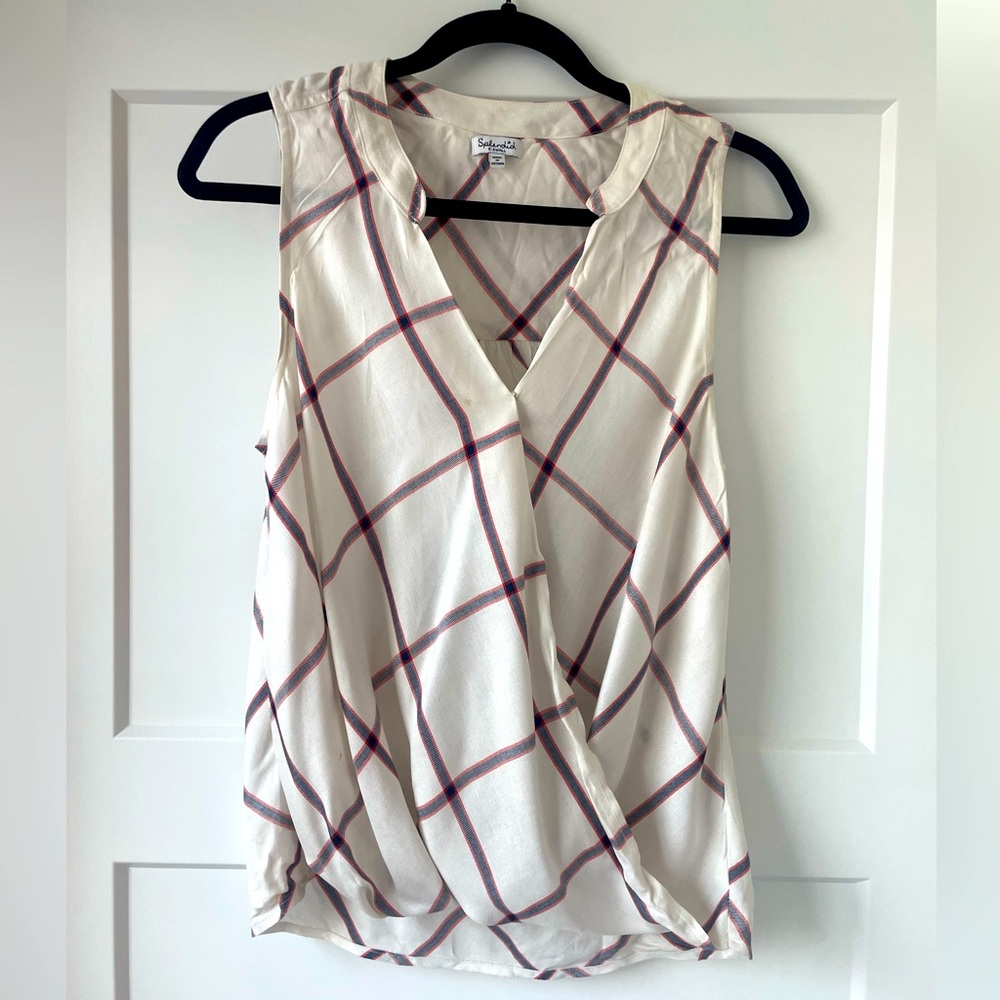 Splendid sleeveless vneck top, size XS